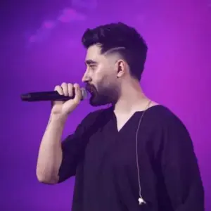 دانلود ریمیکس علی یاسینی مگه چند بار زندم